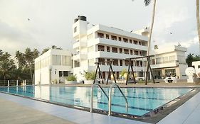 New Ocean Hill Hotel